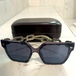 Woman’s designer inspired sunglasses.